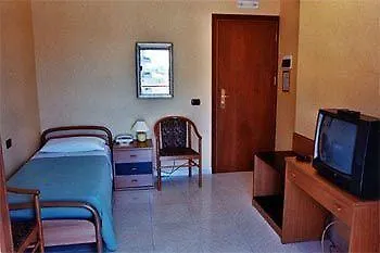 Bristol Hotel 3*
