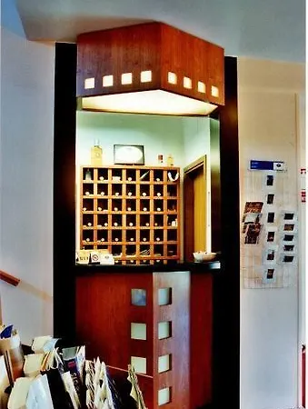 Bristol Hotel 3*